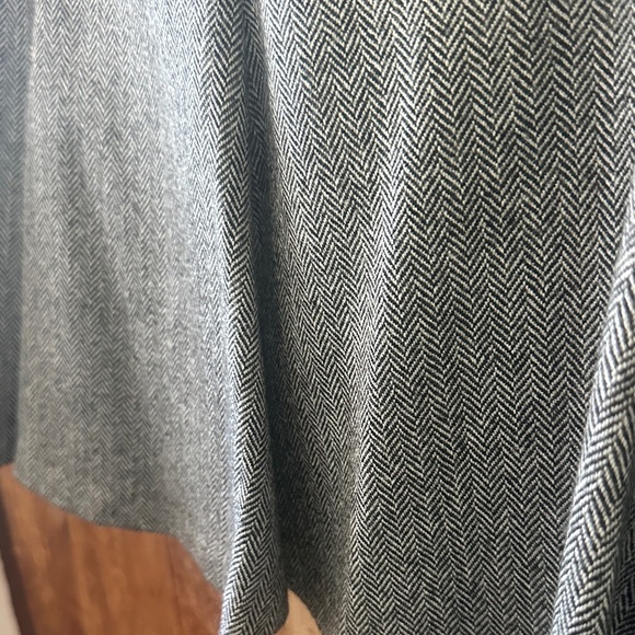 LOFT Charcoal A-Line Skirt - Picture 4 of 5